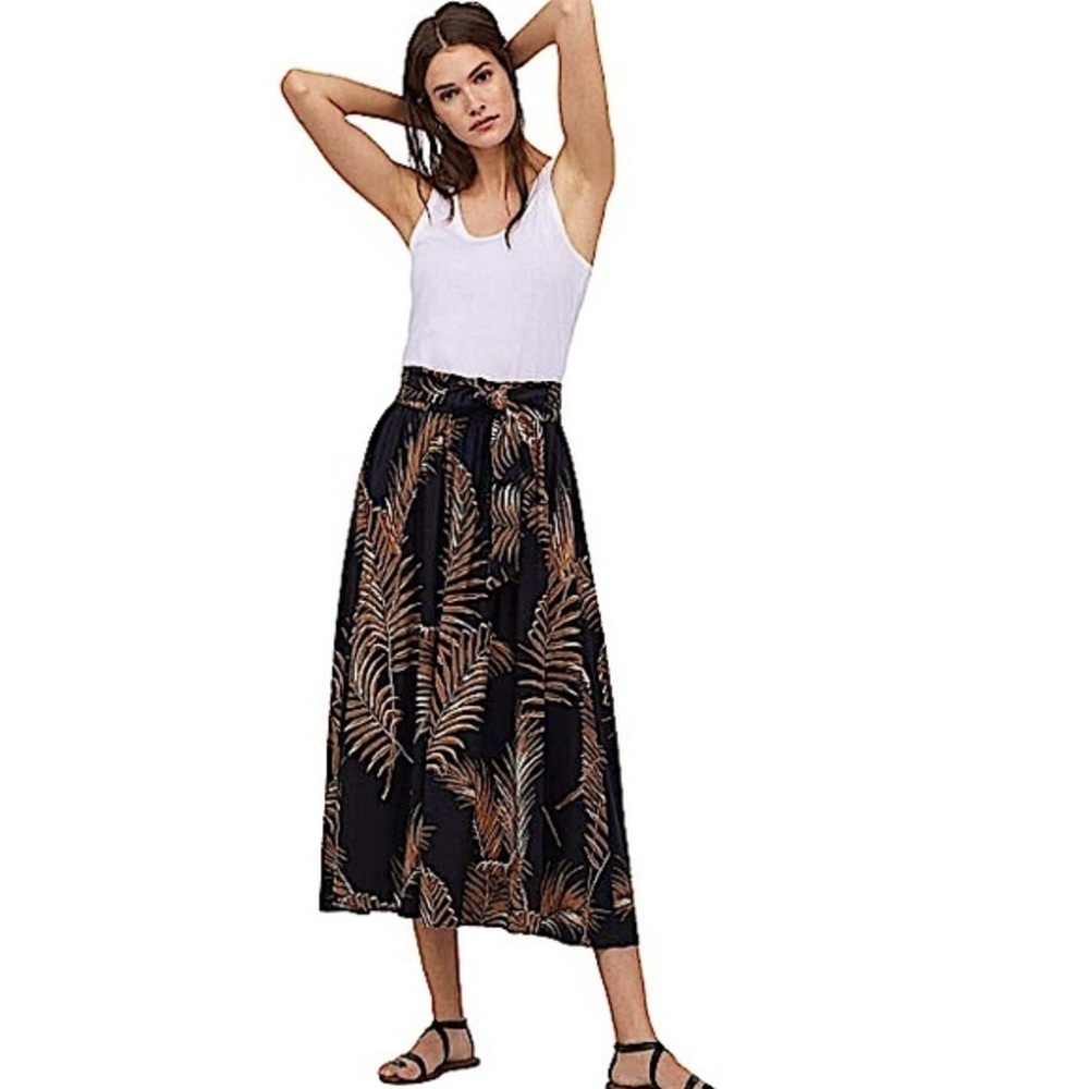 H&M Hight Waist Aline Floral Midi Skirt